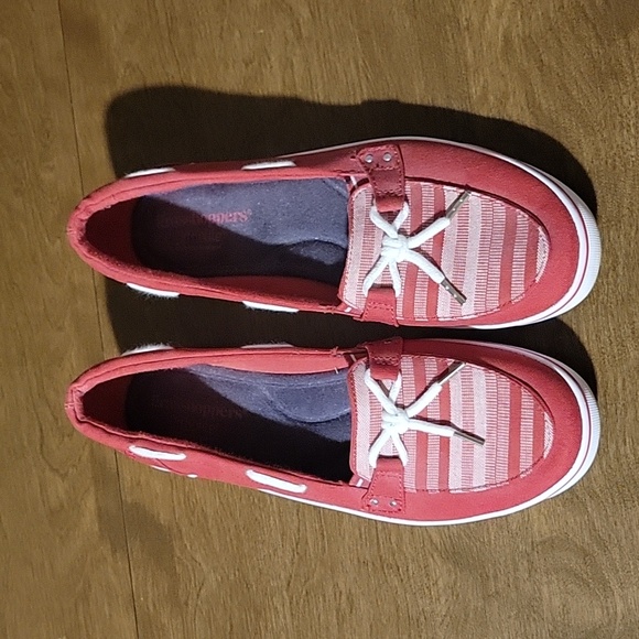 Grasshoppers Slip On Loafers - Picture 1 of 6